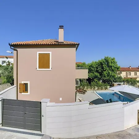 Mit Privatem Pool Nur 1 Km Bis Zum Mit Klima, Wlan, Sonnenliegen, Grill *